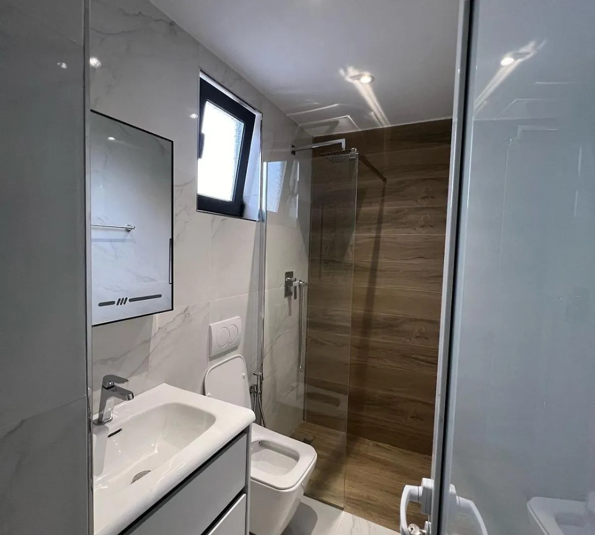Dangolli House Vlore Apartment