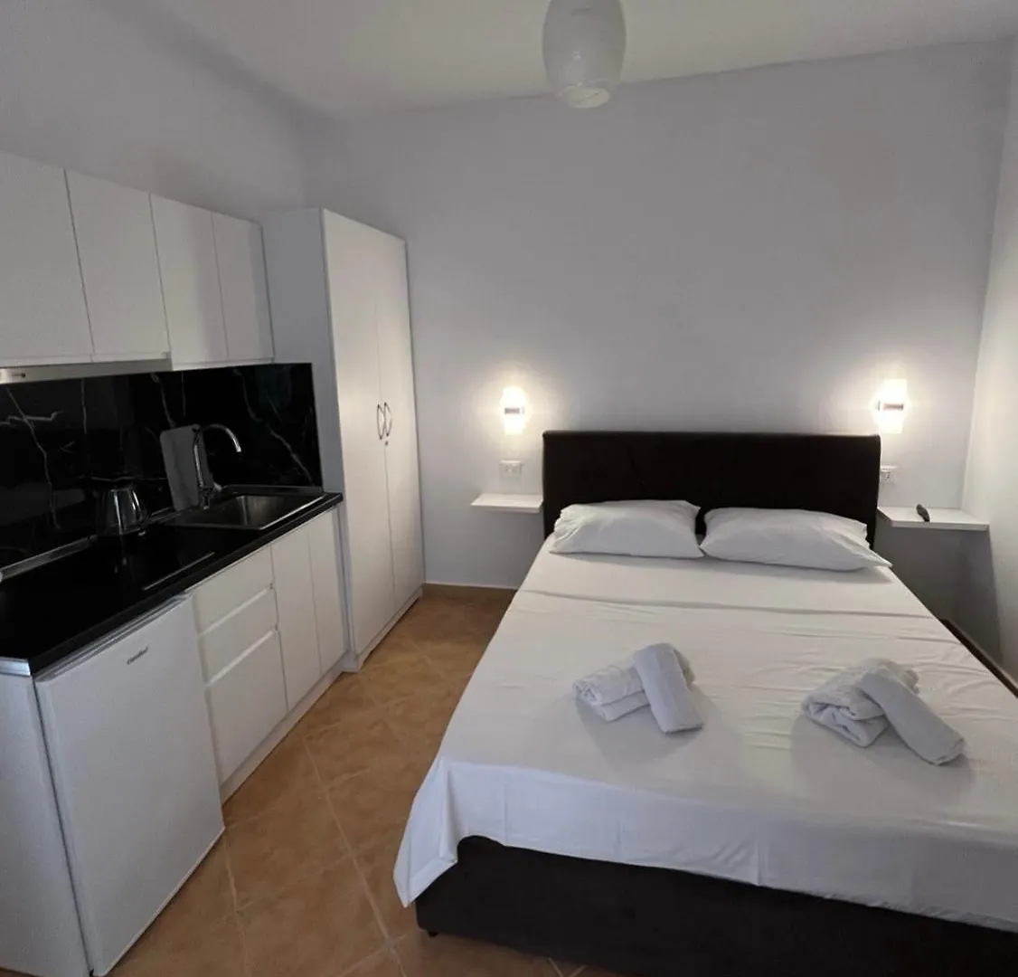 Dangolli House Vlorë アパート